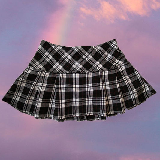 Vintage Y2K Hell Bunny Pleated Plaid Skirt (36 EU - 8 UK)