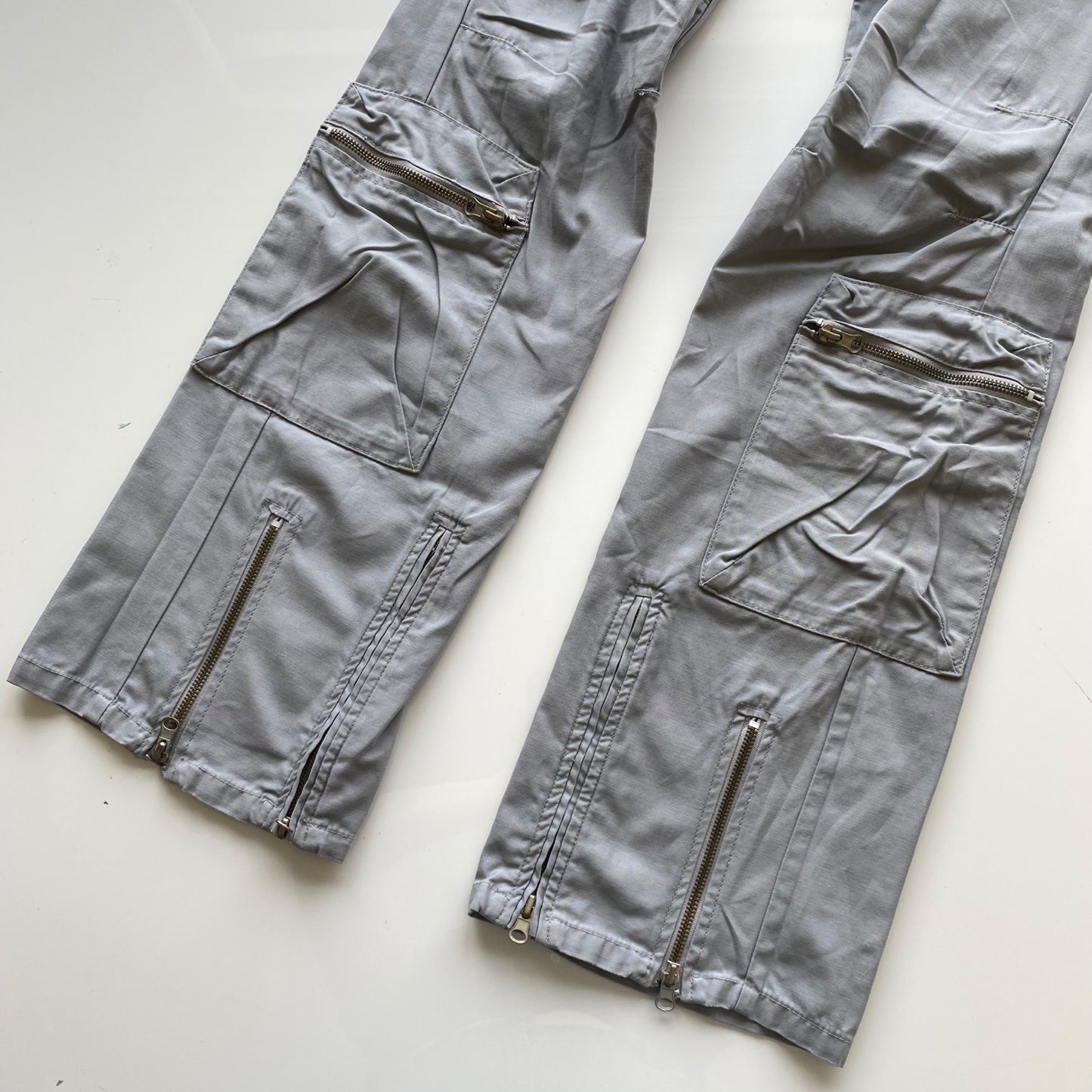 Vintage 90’s Killah Miss Sixty Low Waist Grey Skater Cargo Pants (36 EU / 8 UK / 4 US)