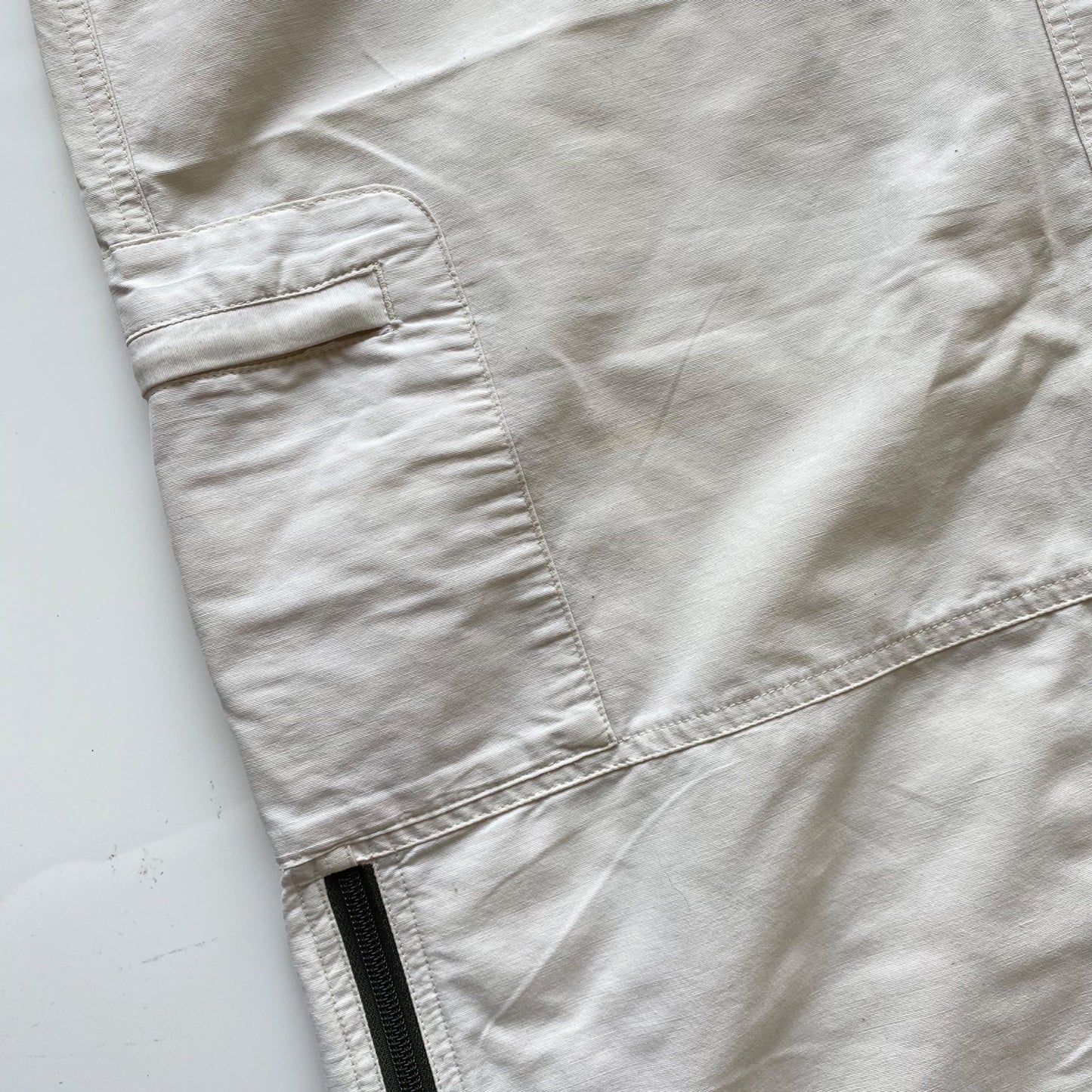 Vintage 90’s Tech Wear White Cargo Maxi Skirt (36-38 EU / UK 8-10 / US 4-6)