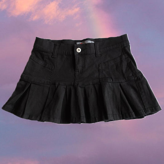 Vintage Y2K Fairy Grunge Pleated Black Denim Skirt (38 EU / 10 UK)