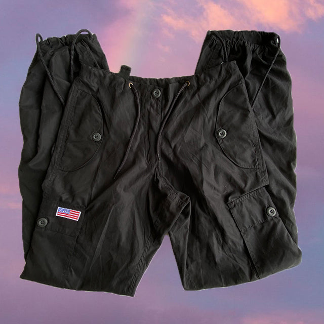 Vintage 90's Black Low Waist Baggy Cargo Pants (34/36 EU - 6/8 UK - 2/4 US)