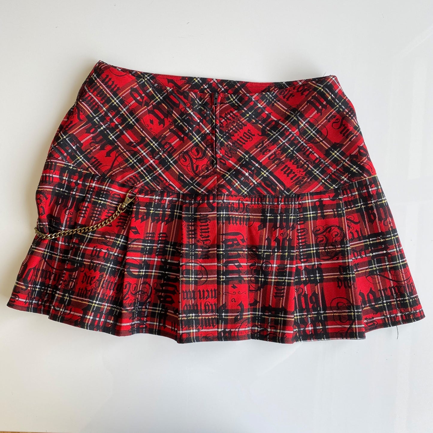 Vintage 90’s Goth Red Plaid Miniskirt with Chain (36 EU / UK 8 / US 4)