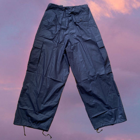 Vintage 90's Archive Navy Blue Parachute Baggy Cargo Pants (XS-S-M)