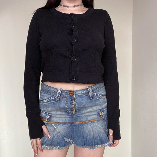 Vintage 90's Roxy Black Cropped Cardigan with Thumb Holes (M)