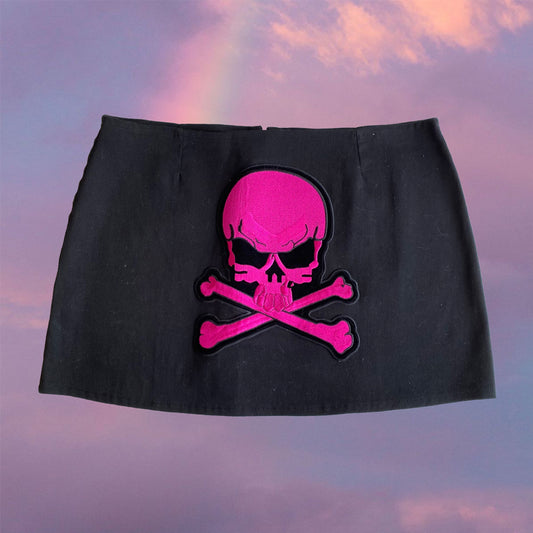 Vintage 90's Rave Goth Mini Skirt with Skull Embroidery (36/38 EU - 8/10 UK - 4/6 US)
