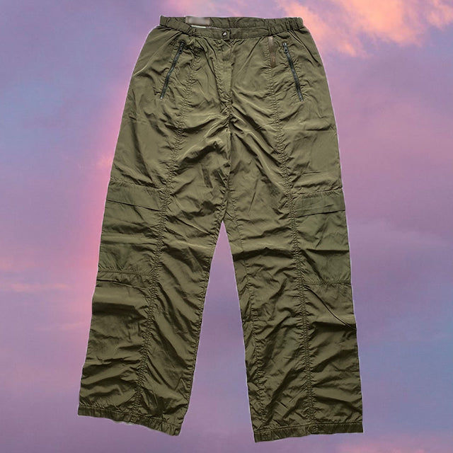 Vintage 90's Sporty Olive Green Nylon Baggy Cargo Pants (S/M)