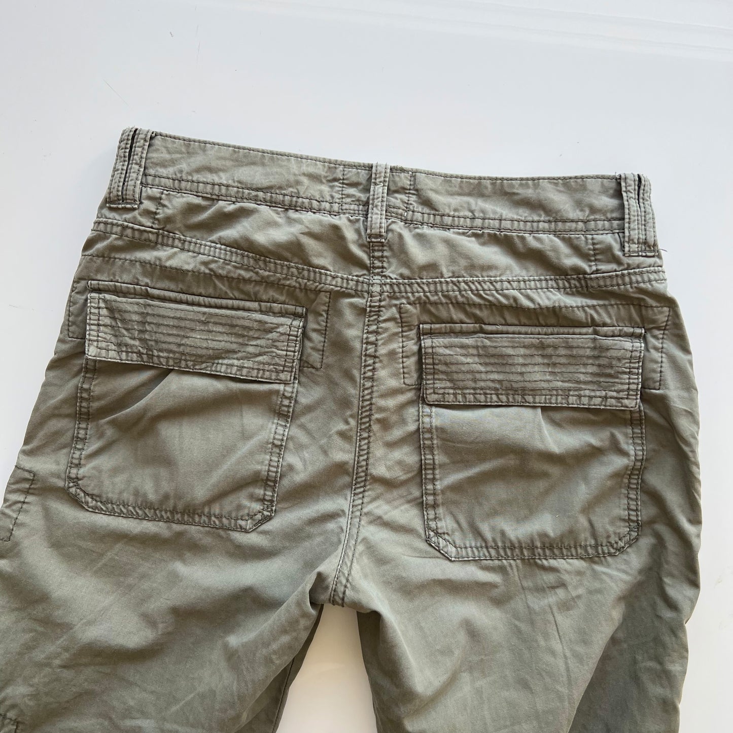 Vintage 90’s Low Waist Khaki Cargo Pants (38 EU / 10 UK / 6 US)