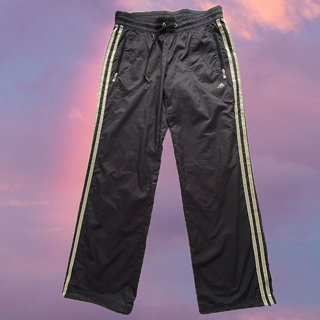 Vintage 90's Sporty Adidas Tracksuit Pants (XS - 34 EU - 6 UK)