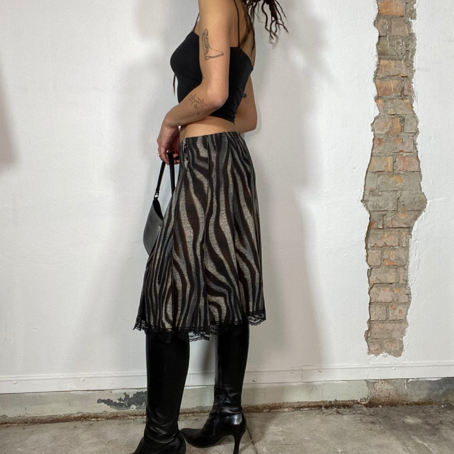 Vintage 2000's City Girl Zebra Print Midi Skirt with Lace Hem (S/M)