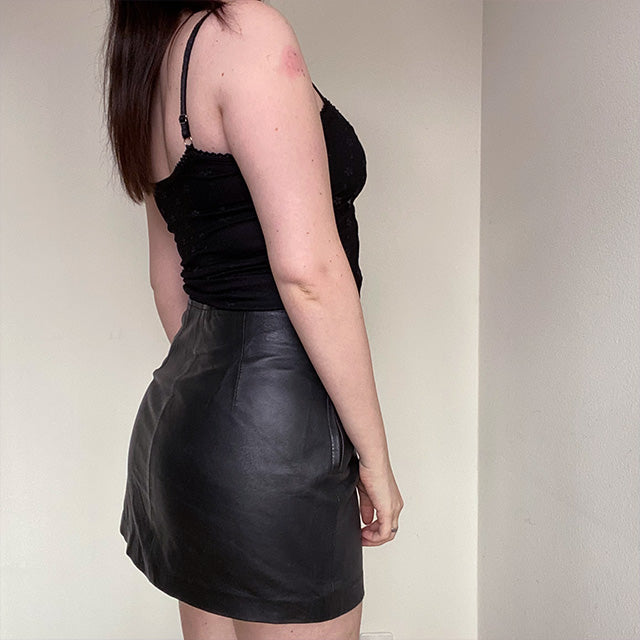 Vintage 90's Goth Black Leather Mini Skirt with Zipper Slit (38 EU/UK 10)