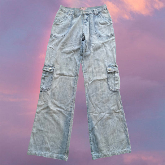 Vintage 90’s Skater Low Waist Light Blue Cargo Jeans (38 EU / 10 UK / 6 US)