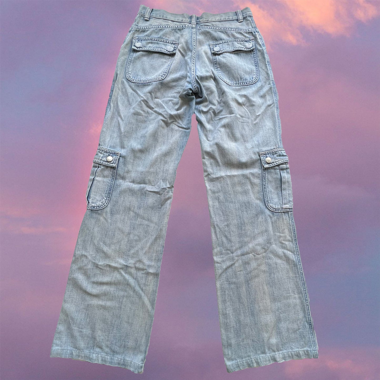 Vintage 90’s Skater Low Waist Light Blue Cargo Jeans (38 EU / 10 UK / 6 US)