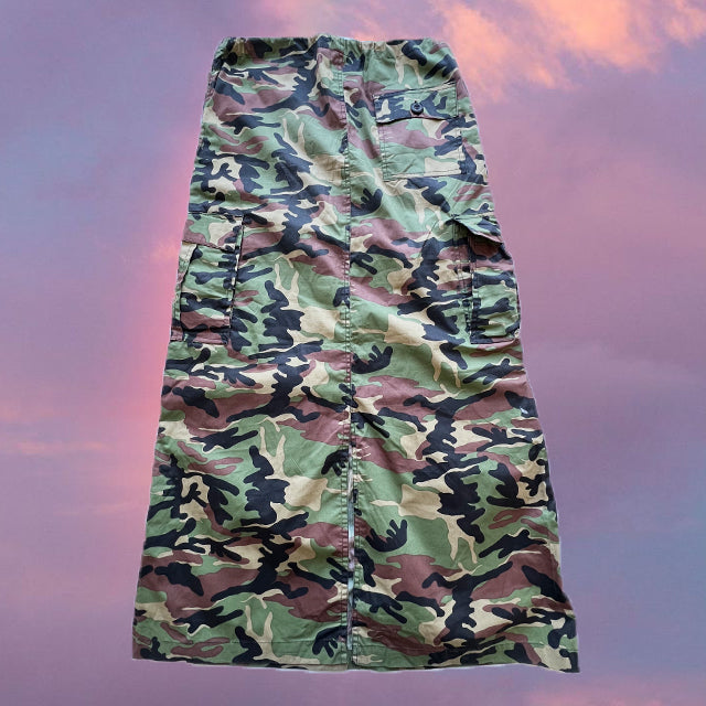 Vintage 90's Archive Camo Cargo Maxi Skirt (S/M)