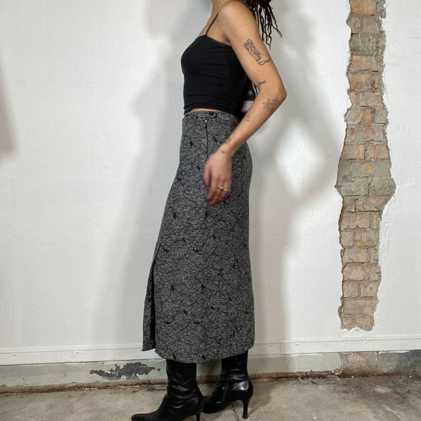 Vintage 90's Classic Grey Maxi Skirt with Black Floral Print (S)