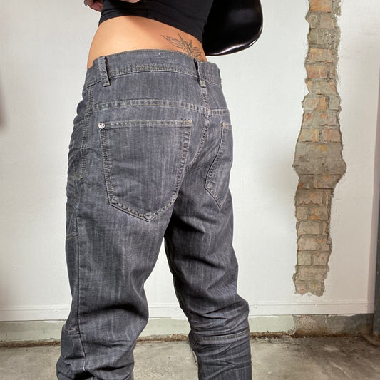 Vintage 2000's Street Style Grey Boyfriend Jeans with Stitching Details (S/M)