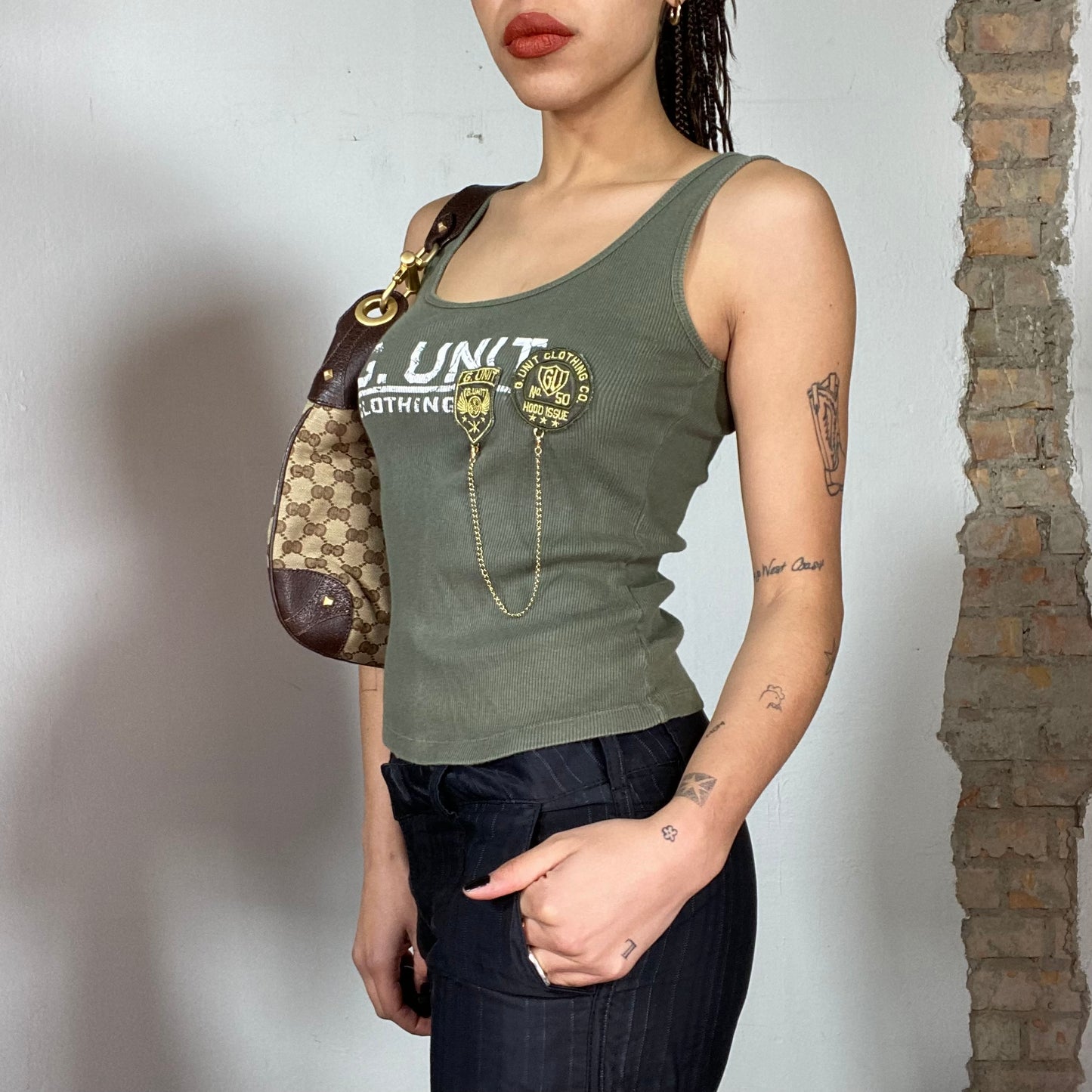 Vintage 90's Grunge Khaki Tank Top with 'G. Unit' Print and chain Detail (S/M)