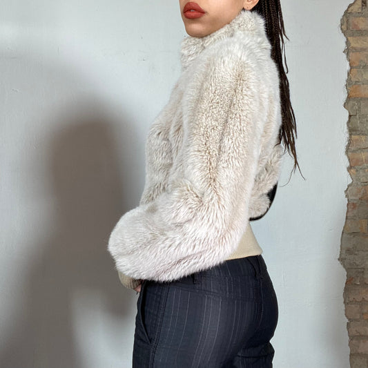 Vintage 2000's Model Off Duty Beige Short Faux Fur Jacket (S)