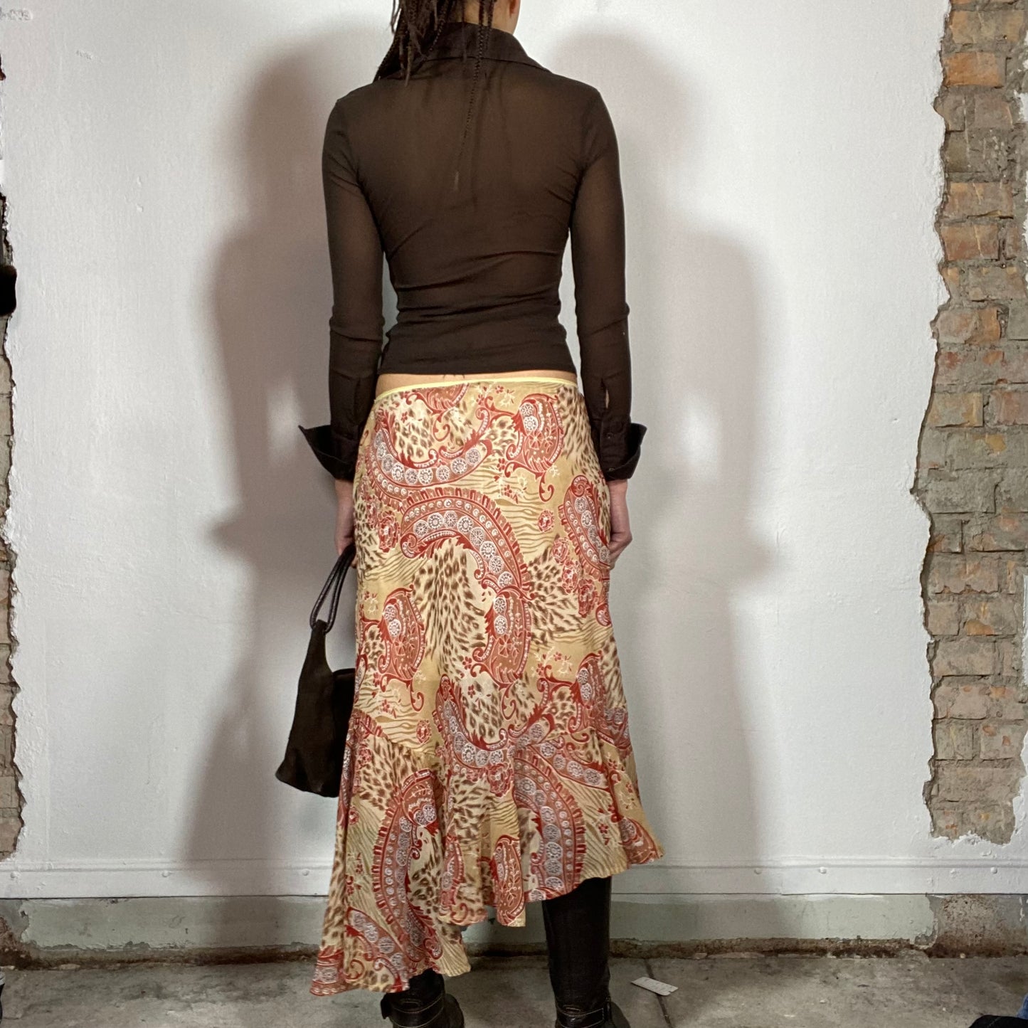 Vintage 90's Fairy Beige and Red Paisley Midi Skirt with Ruffled Hem (S/M)