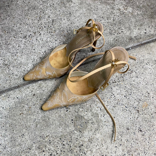 Vintage 2000's Brown Pointy Heels (Size 37)
