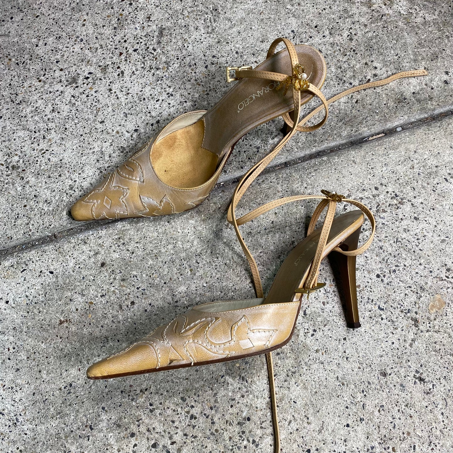 Vintage 2000's Brown Pointy Heels (Size 37)
