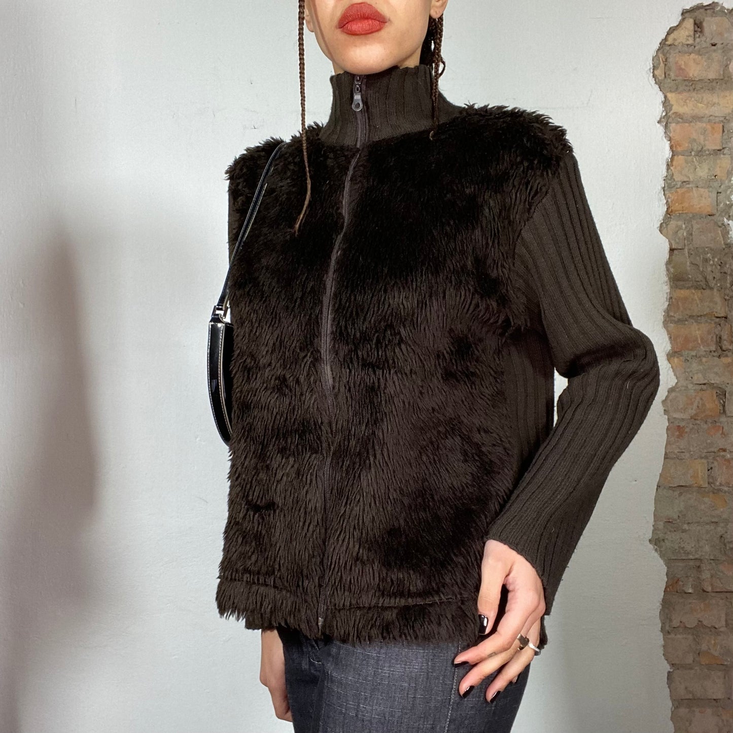 Vintage 2000's Grunge Brown Faux Fur Zip Up Sweater with Ribbed Knit Sleeves (M)