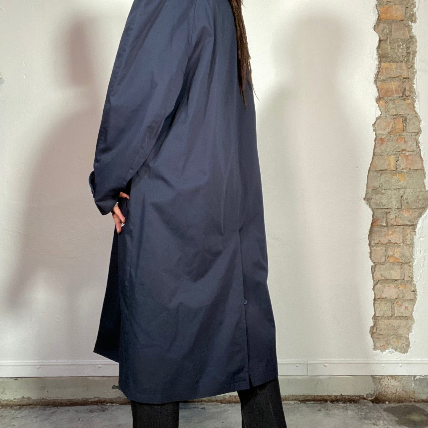 Vintage 90's Classic Navy Blue Trench Coat with Shoulder Padding (M/L)