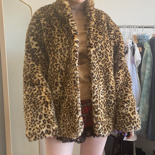 Vintage 90s Cheetah Print Furry Jacket (S/M)