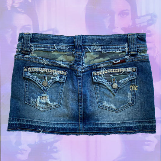 Vintage Y2K Miss Me Low Waist Skirt (38)