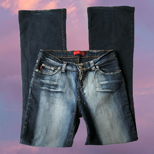 Vintage Y2K Low Waist Bootcut Jeans with Spray Fade (36 EU/UK 8)