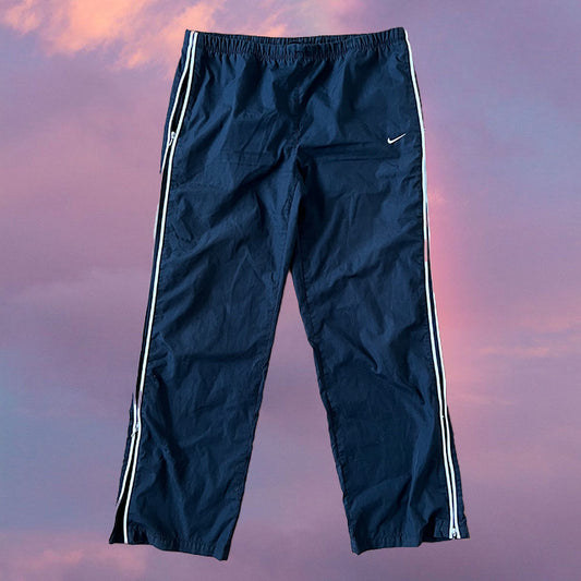 Vintage 90's Sporty Nike Navy Low Waist Baggy Trainer Pants (XS-S-M)