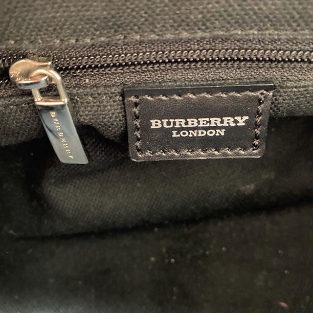 Vintage 90's Burberry Barrel Shoulder Bag