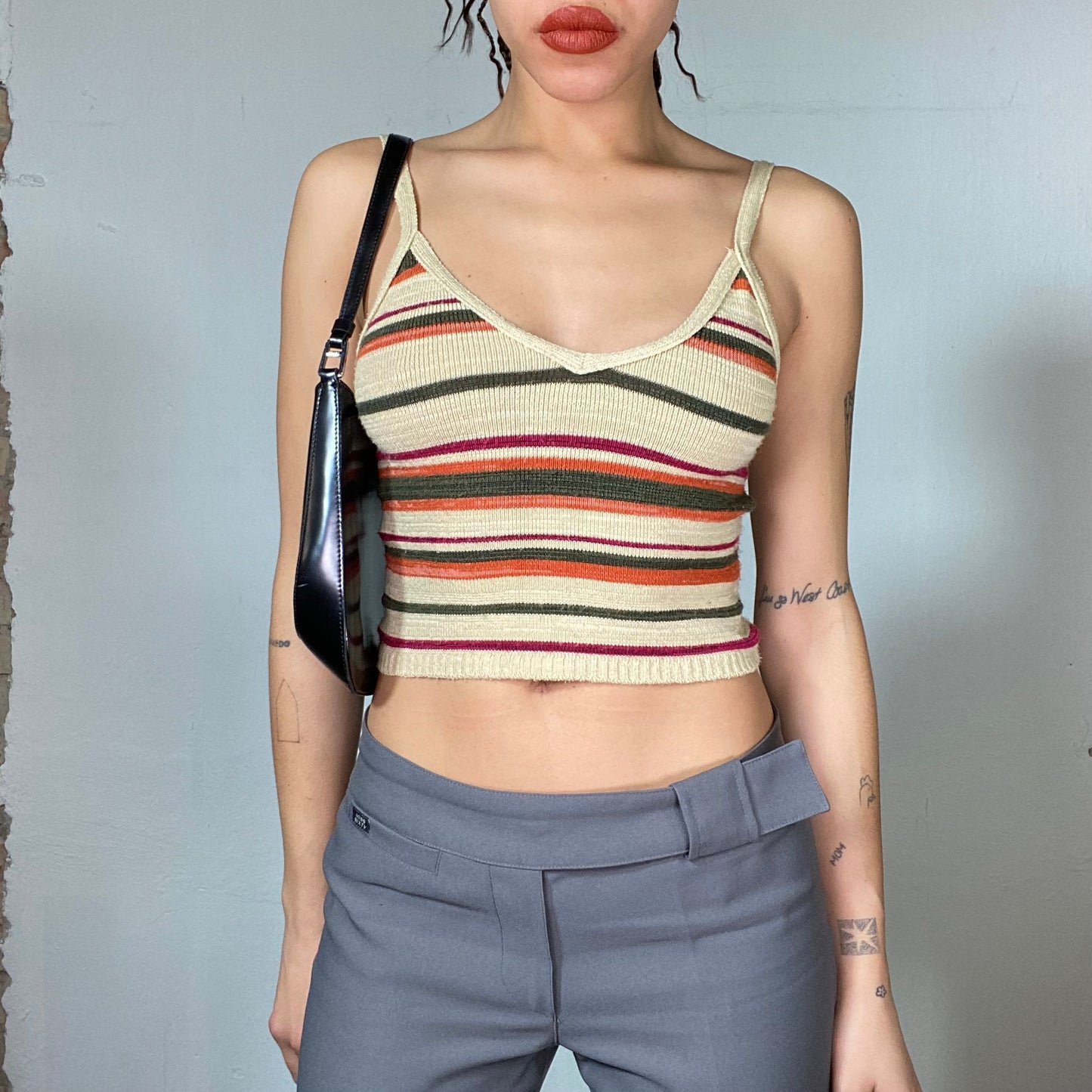 Vintage 90's Hippie Beige Striped Knit V-Neck Crop Top (S)