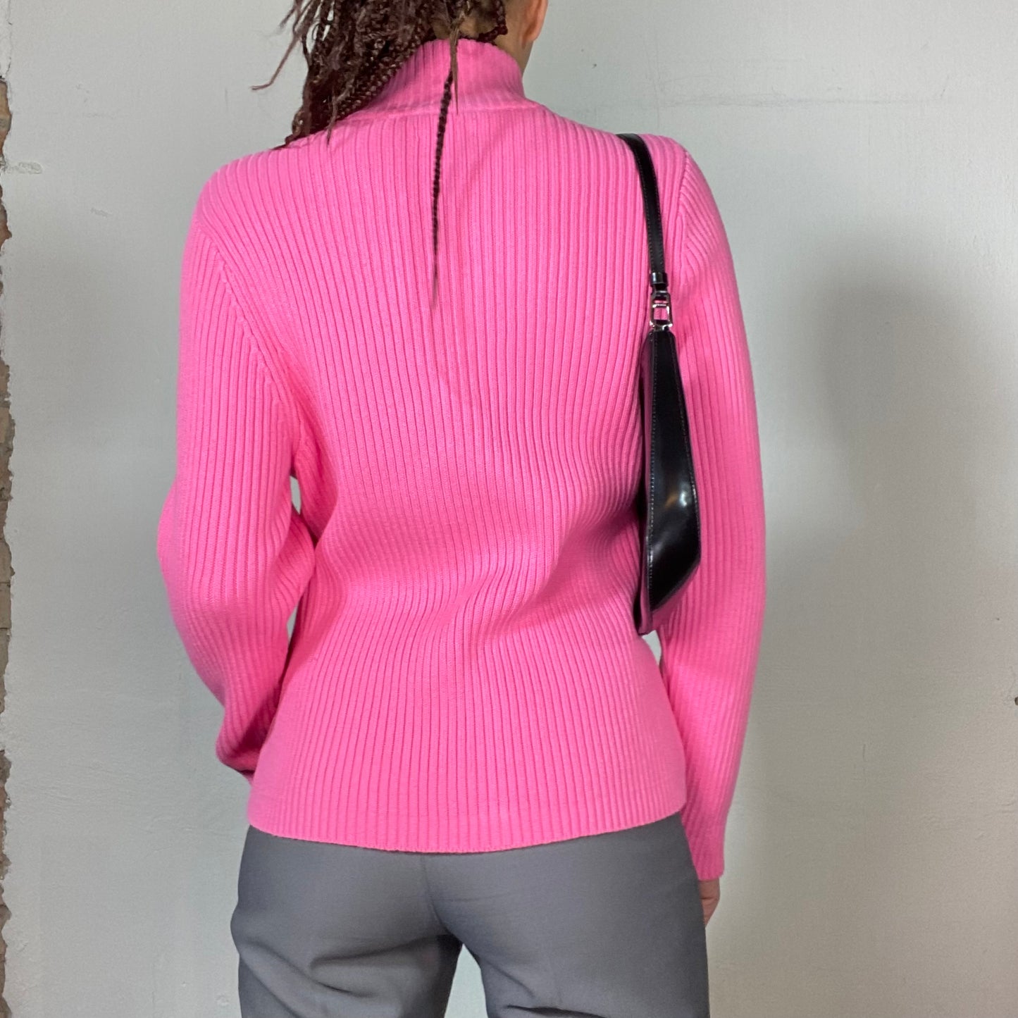 Vintage 2000's Sporty Hot Pink Ribbed Knit Zip Up Sweater (S/M)