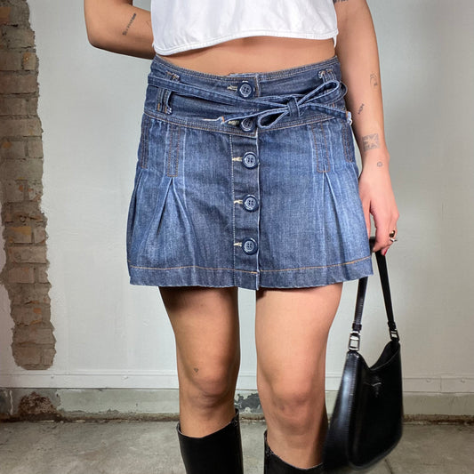 Vintage 2000's Downtown Girl Denim Pleated Mini Skirt With Strap Belt (XS/S)