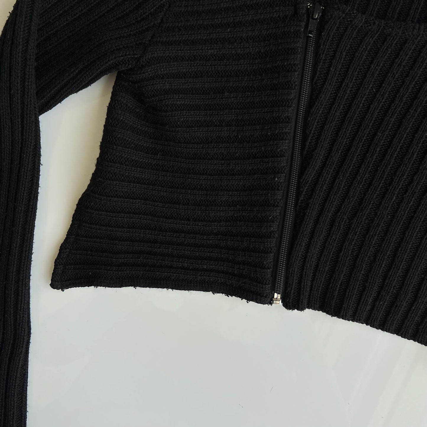 Vintage 90's Subversive Asymmetric Black Cropped Pullover (XS/S/M)