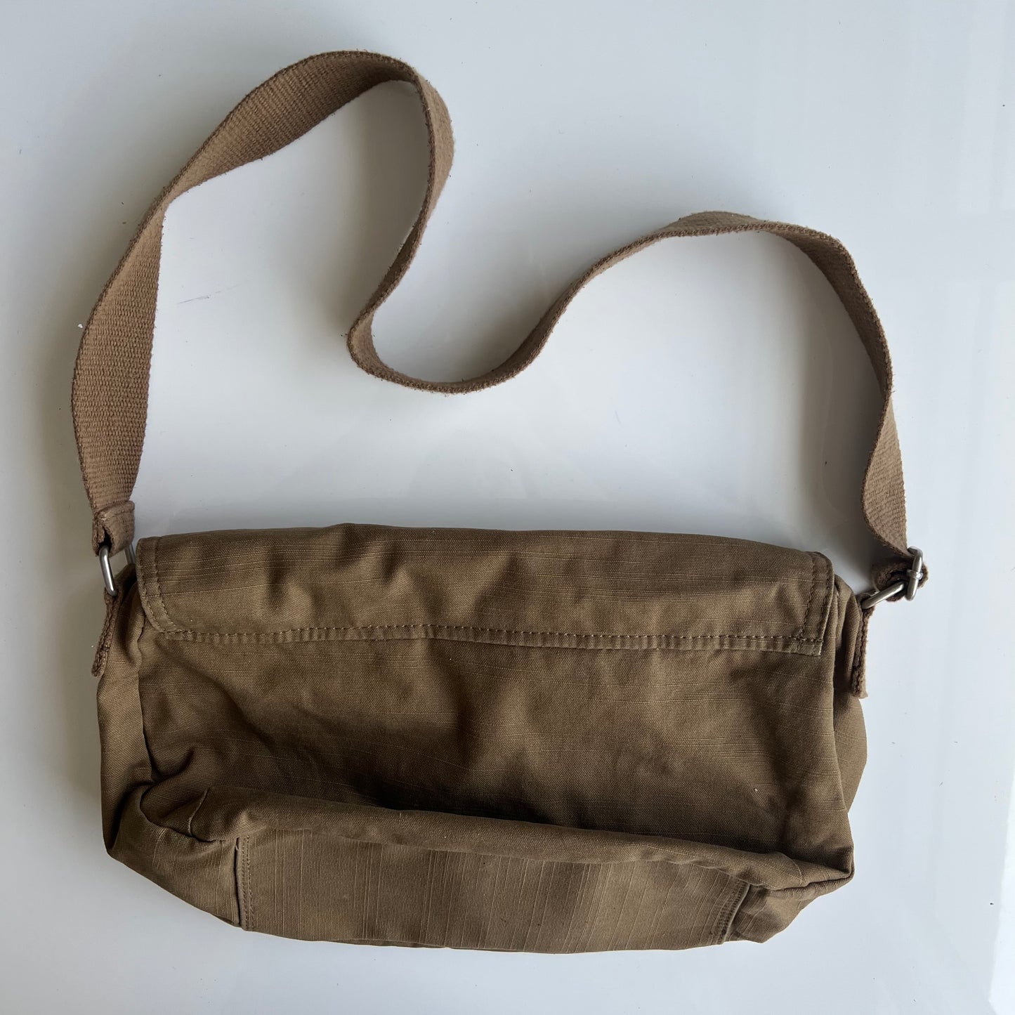 Vintage 90's Grunge Tan Messenger Crossbody Bag