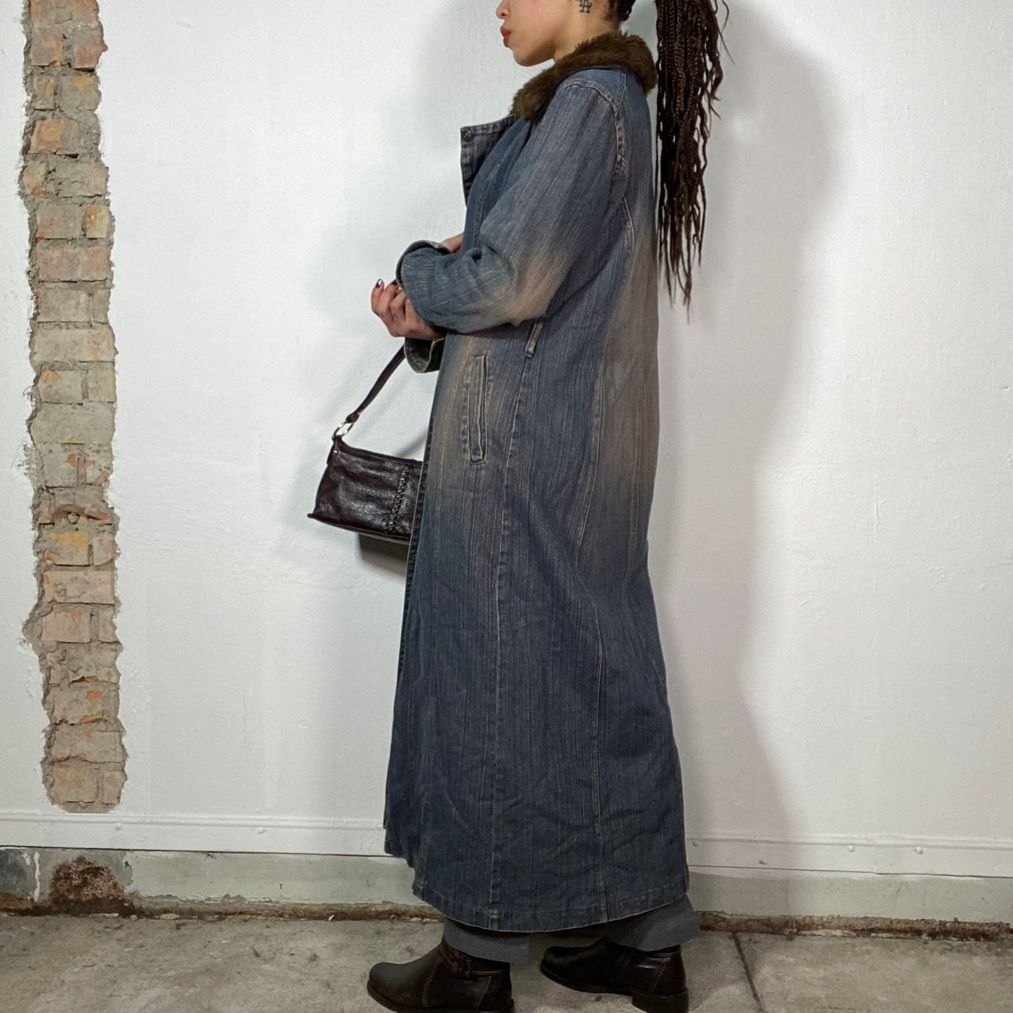 Vintage 2000's Grunge Denim Maxi Coat with Brown Faux Fur Collar (S/M)