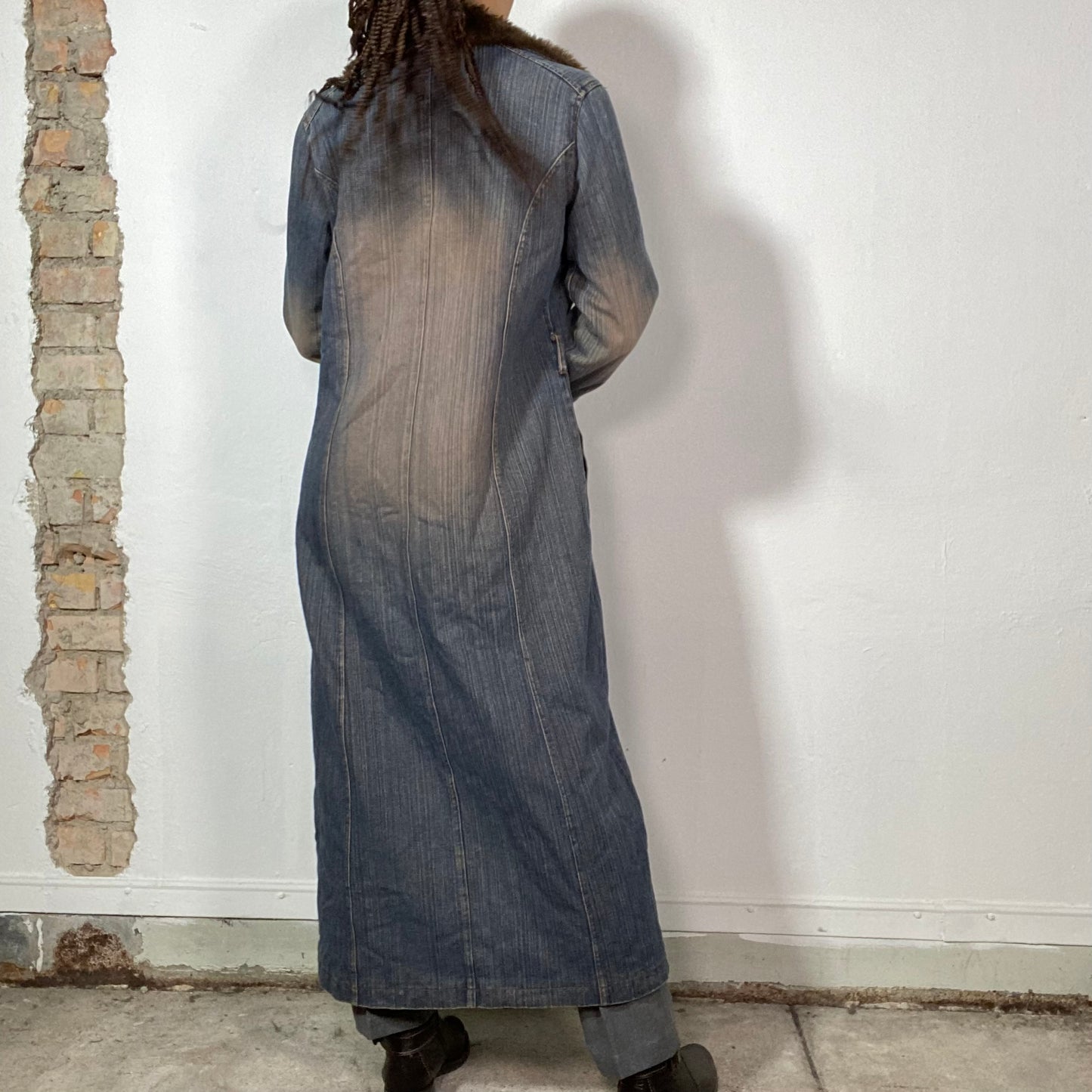 Vintage 2000's Grunge Denim Maxi Coat with Brown Faux Fur Collar (S/M)