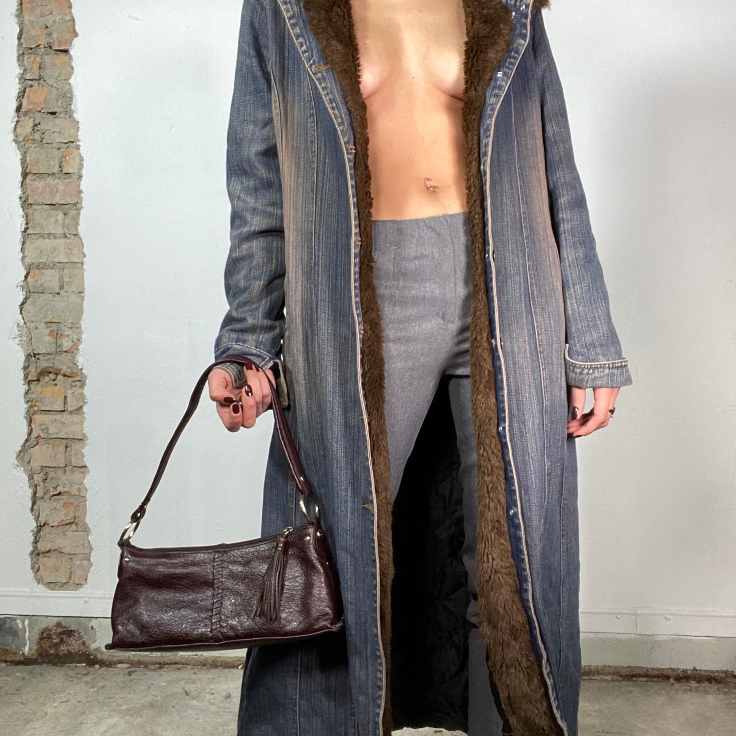 Vintage 2000's Grunge Denim Maxi Coat with Brown Faux Fur Collar (S/M)