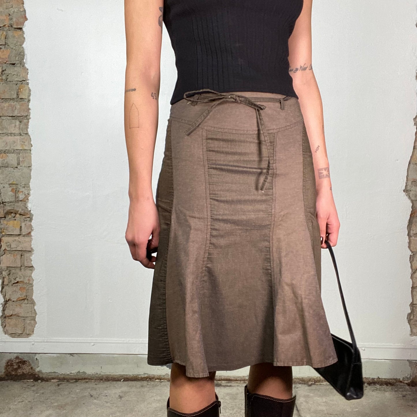 Vintage 2000's Grunge Brown Denim Midi Skirt with Waist Belt (XS/S)