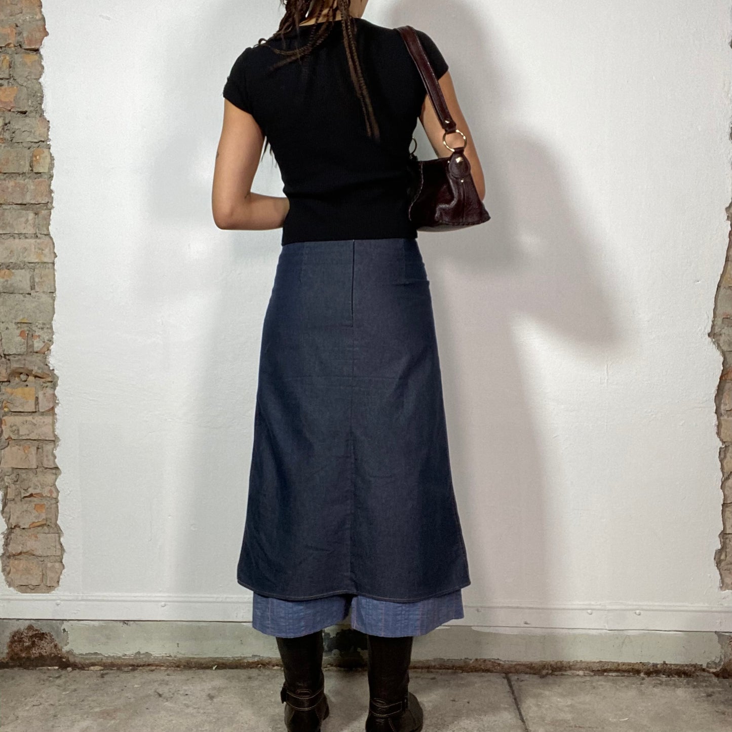 Vintage 2000's Downtown Girl Denim Maxi Skirt with Front Pocket and Contrast Stitching (S)