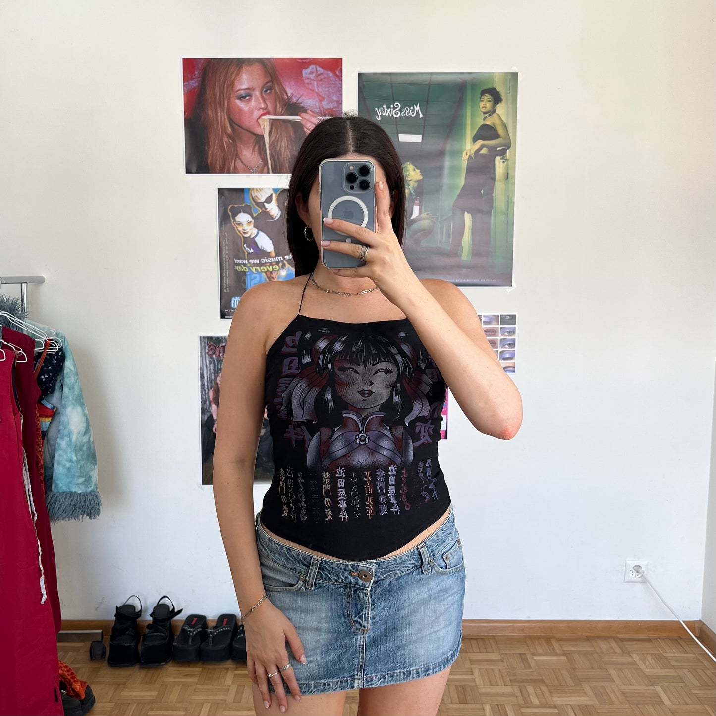 Vintage 90's Funky Black Top with Anime Girl Print (S/M)