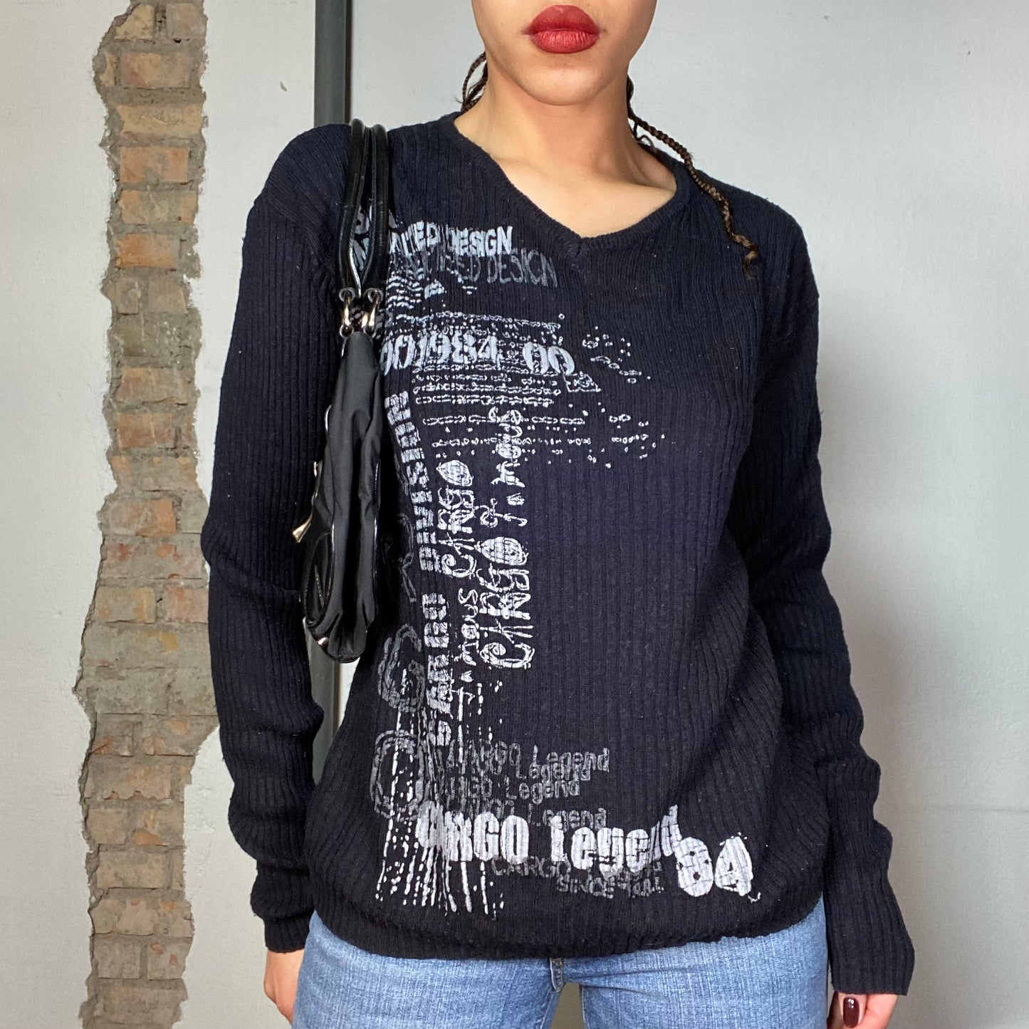 Vintage 2000's Grunge Black Ribbed Knit Sweater with White Writing Print (M)