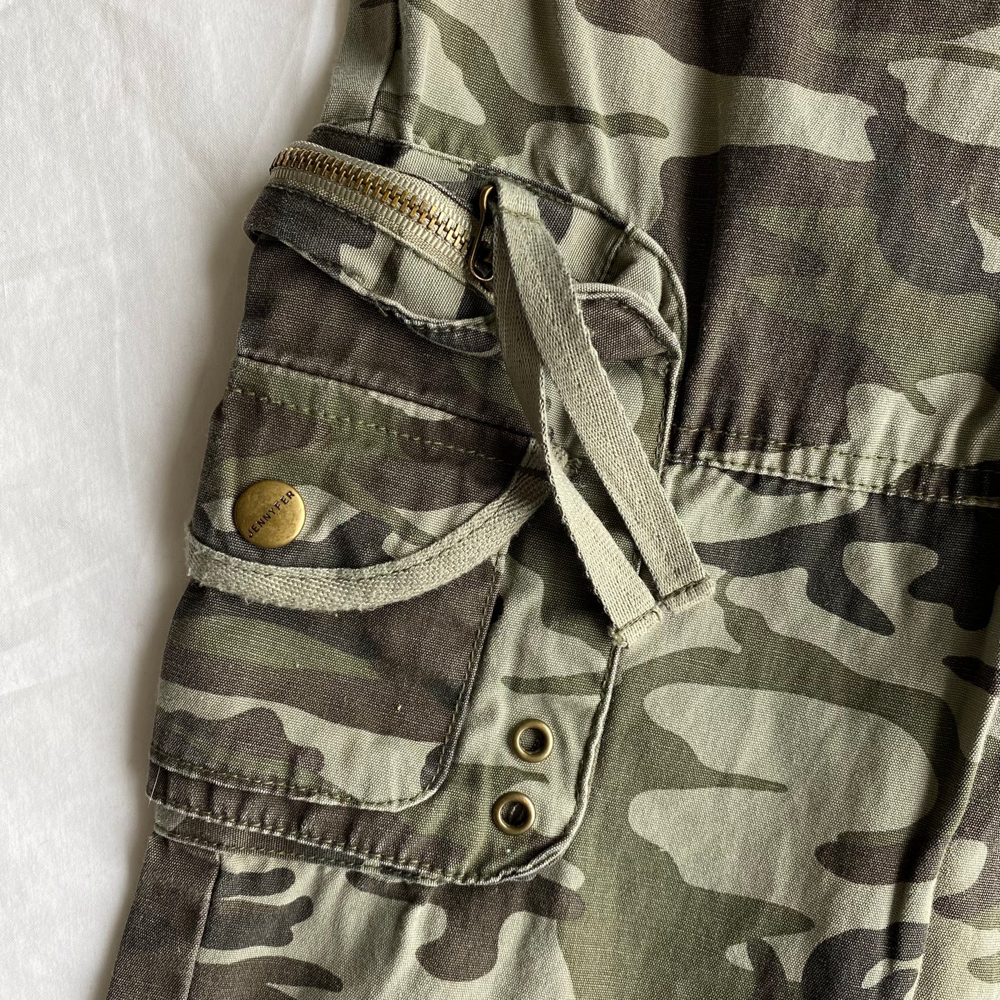 Vintage 90's Low Waist Camo Cargo Pants (XS)