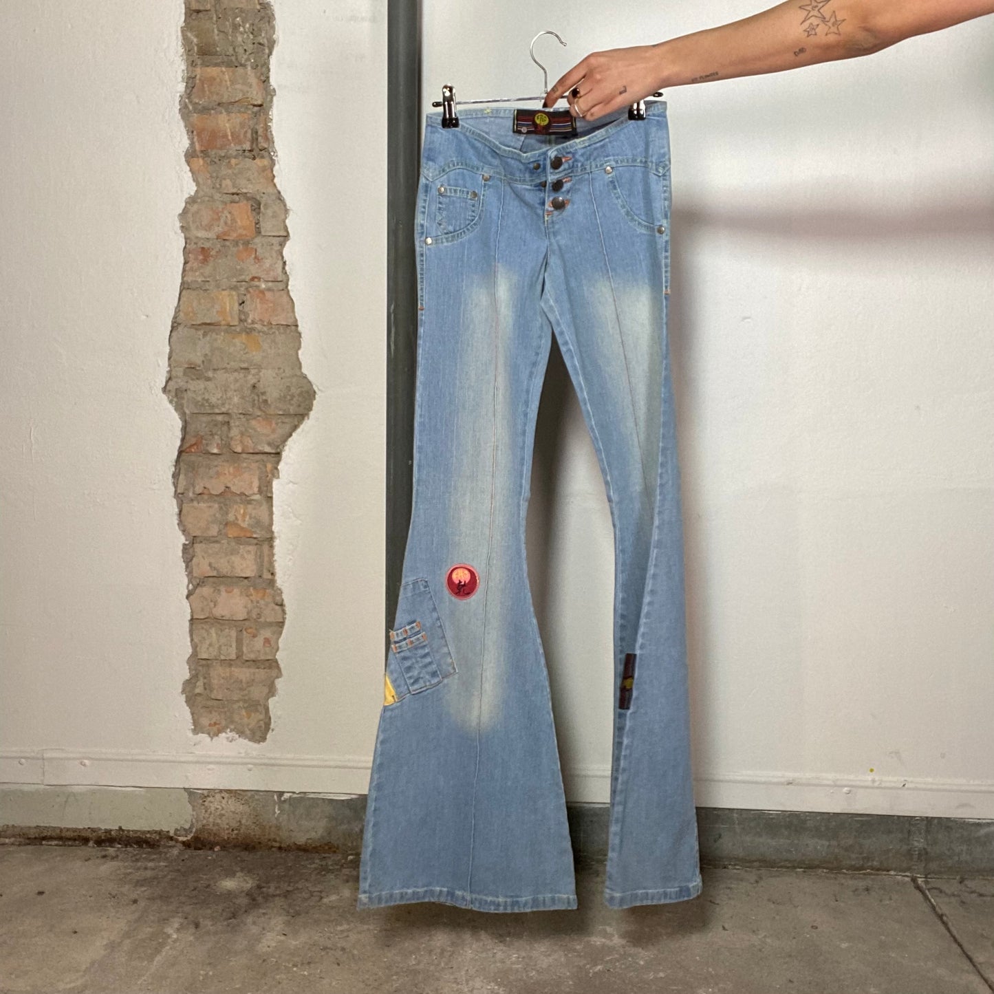 Vintage 2000's Funky Light Wash Flared jeans with Zipper and Patches Details (XS)