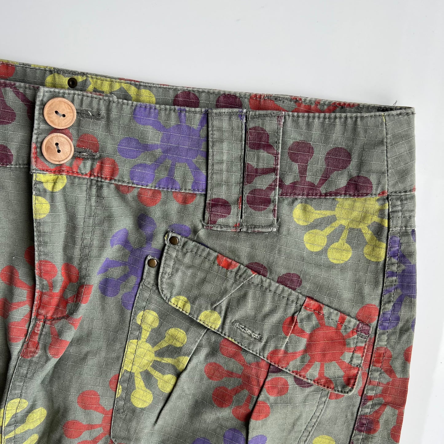 Vintage Y2K Cargo Khaki Skirt with Groovy Print (38 EU / UK 10 / US 6)