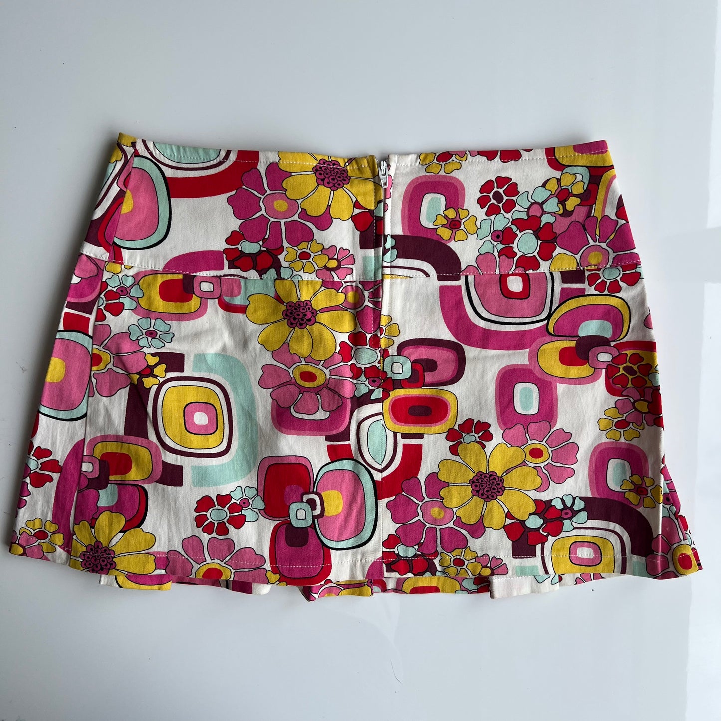 Vintage 90's Groovy Print Pleated Mini Skirt (34 EU / UK 6 / US 2)