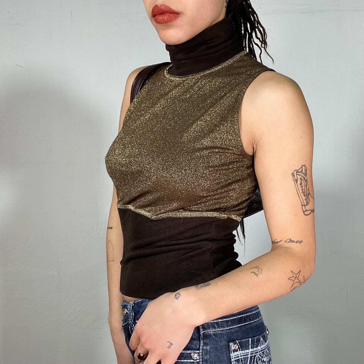 Vintage 2000's Classy Brown and Gold Sleeveless Turtleneck Top (S)