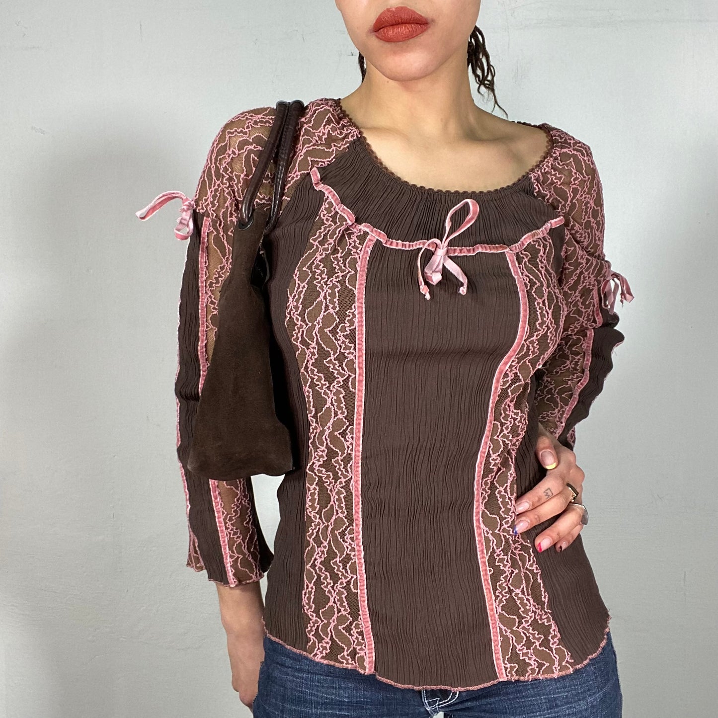 Vintage 90's Romantic Brown Plissee Shirt with Pink Lace Details (M)