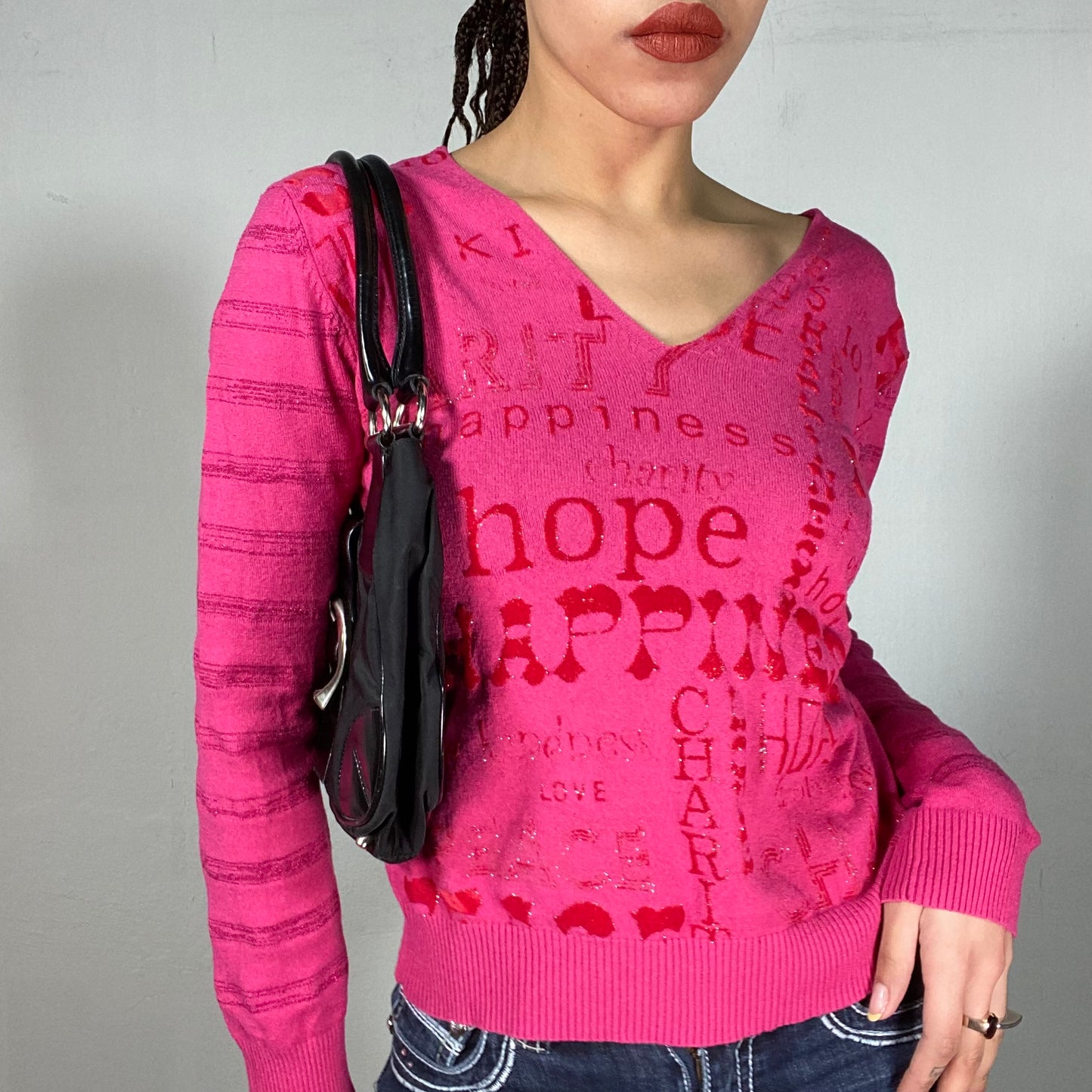 Vintage 2000's Funky Hot Pink V-Neck Sweater with Writing Print (M)